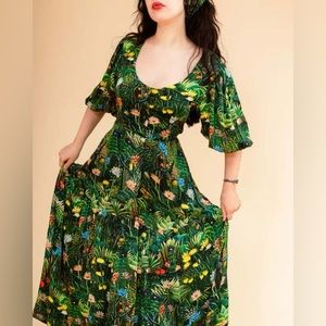 NWT Samantha Pleet banquet dress in dream floral